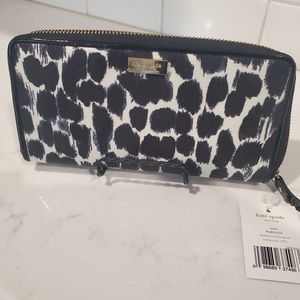 kate spade ♠️ lindenwood leopard large zip wallet